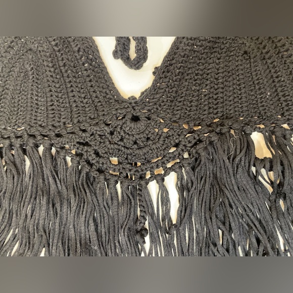 SHEIN Women’s  Black Crochet Fringe 60's Hippie Clothes Top Size S‎ - Picture 4 of 7